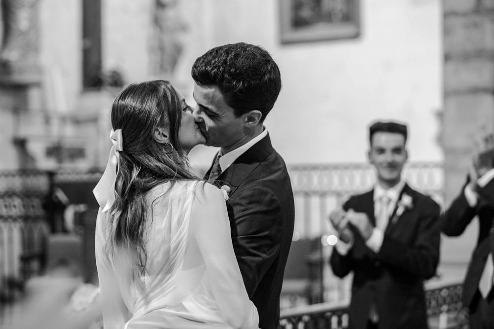 Photographe et vidéaste de mariage documentaire numérique et argentique, sud de la France, entre Gard, Hérault, Drôme, Vaucluse et Aveyron.