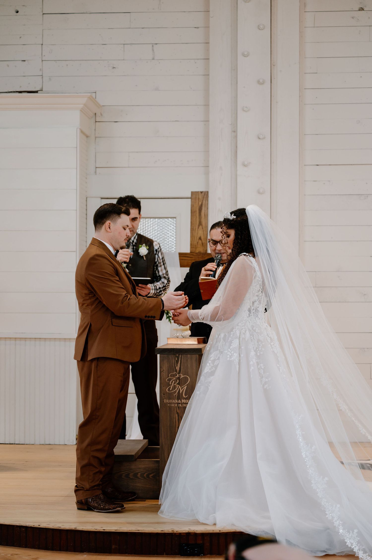 Traditional Catholic wedding ceremony at The Scotsman in Dayton, WA