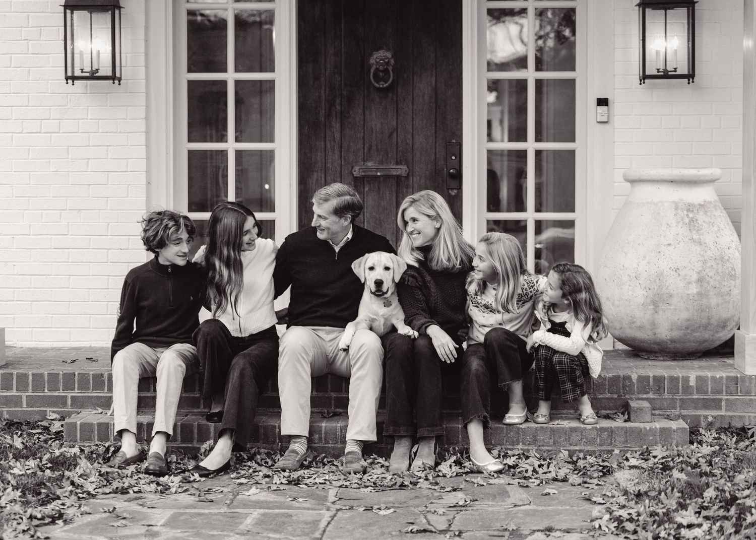 Richmond family photographer Emily Butz M.Photo Heirloom portrait fall autumn best easy in-home newborn children mini sessions 30 minute