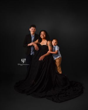Fine art family photographer Lexington, SC; elegant photoshoot Lexington, SC; professional photography studio Lexington