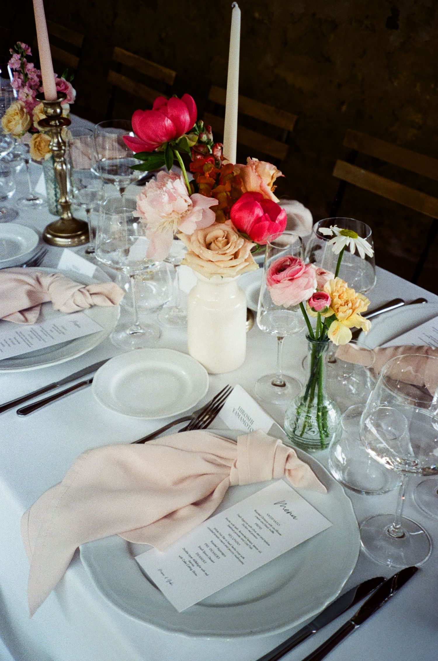 FILM Wedding photographer Italy. 
Luxury destination wedding photography in Tuscany Amalfi Coast, Lake Como. 
Emotional wedding photos