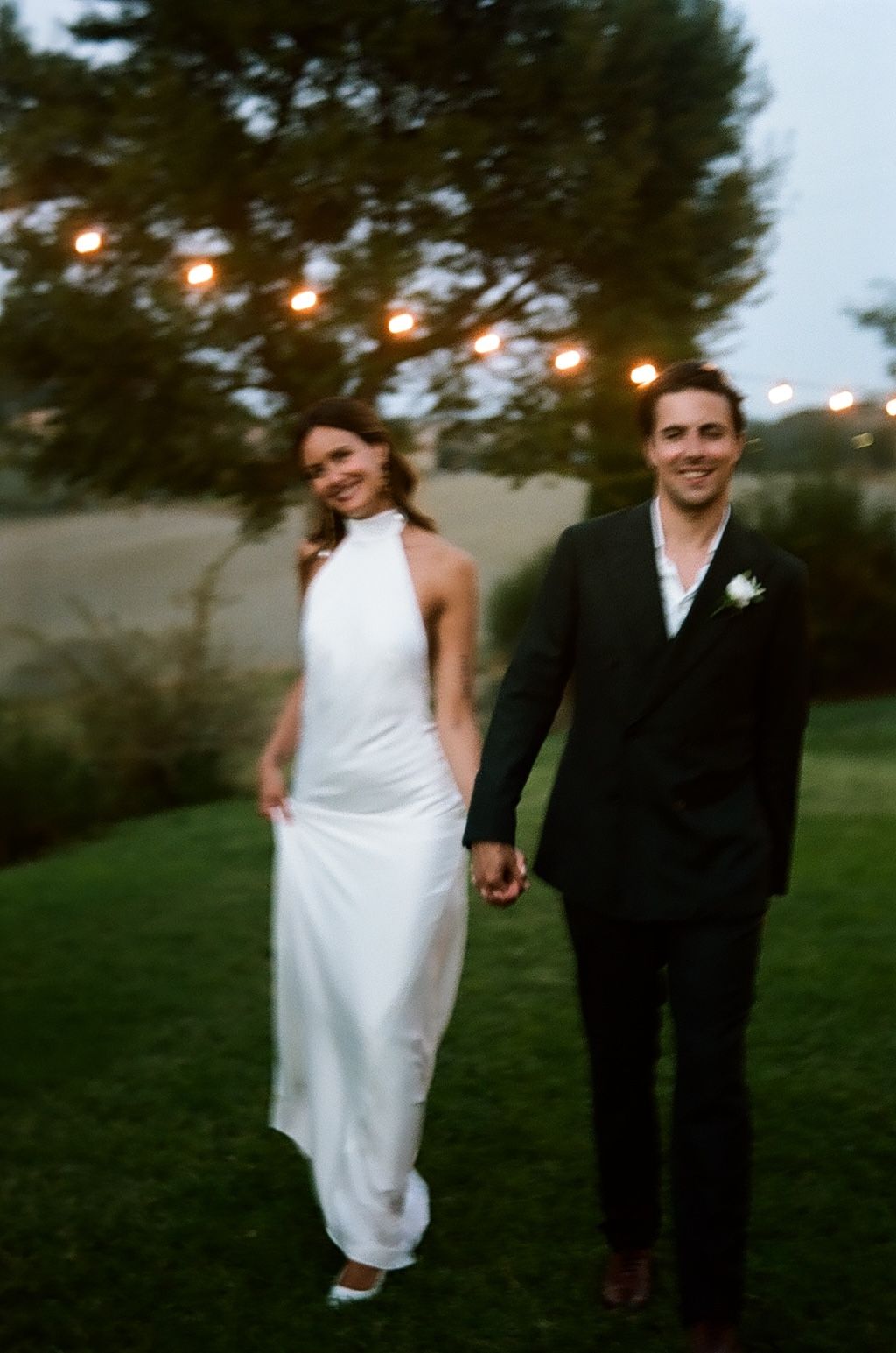 Wedding photographer Italy. 
Luxury destination wedding photography in Tuscany Amalfi Coast, Lake Como. 
Emotional wedding photos