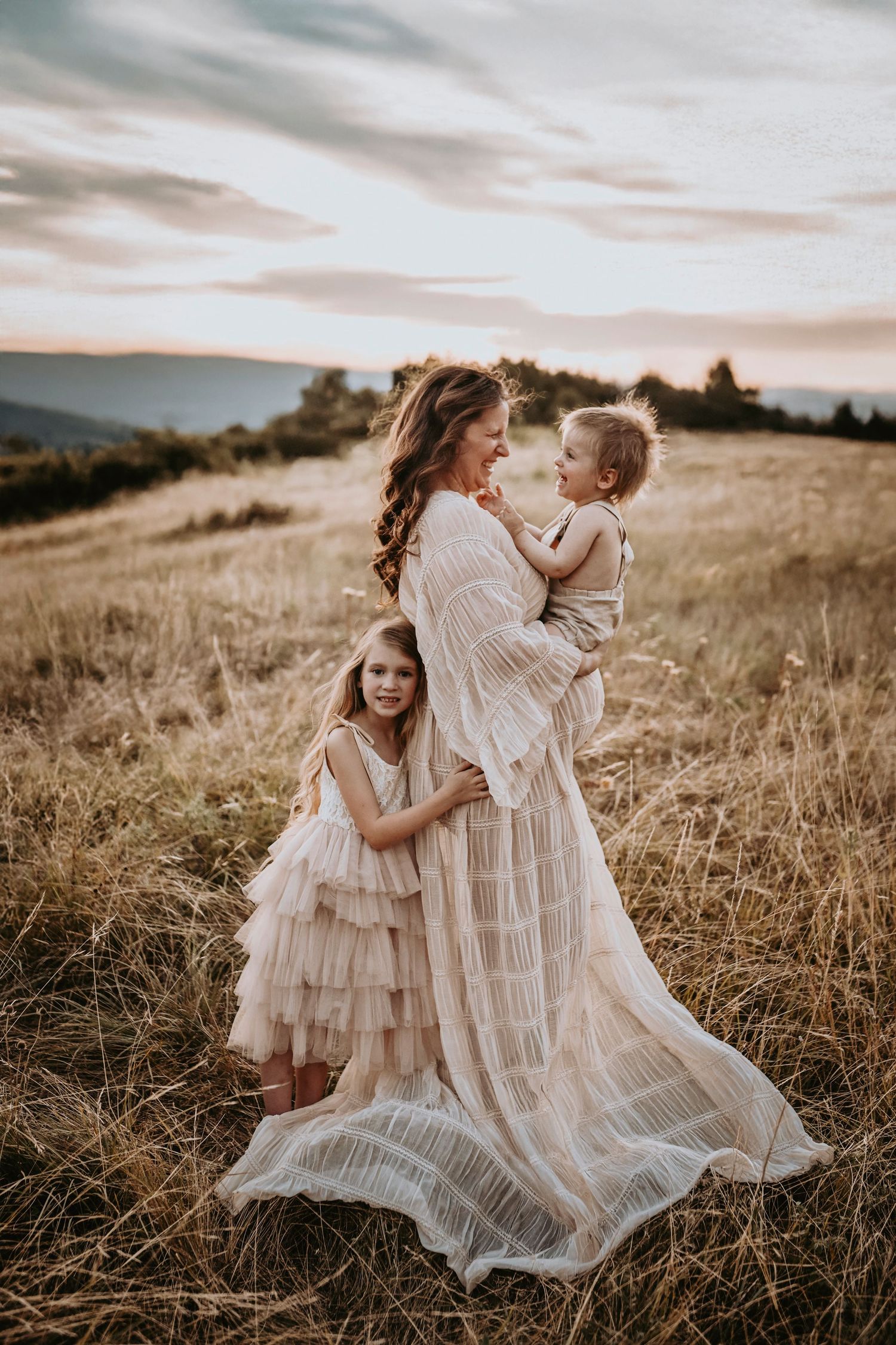 Family maternity photo session at Lewisville Lake Denton TX