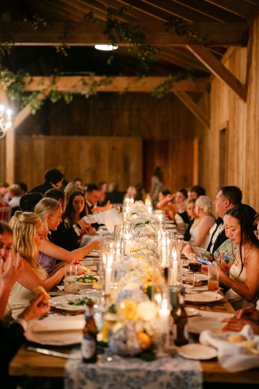 Boone Hall wedding photography captured by candid, timeless Charleston wedding photographer, Allison Hanson Photography