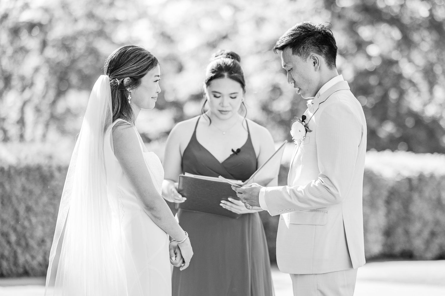 Dominion valley country club wedding pictures