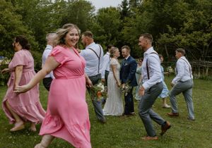 Owl and Otter, Nova Scotia, Lawrencetown, Halifax Photographer, Intimate Outdoor Wedding, Rain Wedding,  Belleville Wedding Photographer