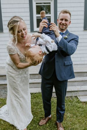 Owl and Otter, Nova Scotia, Lawrencetown, Halifax Photographer, Intimate Outdoor Wedding, Rain Wedding,  Belleville Wedding Photographer