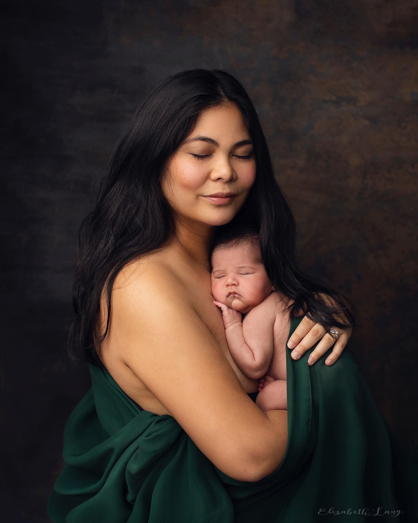 use blue silk during your maternity session then include it in your newborn session
