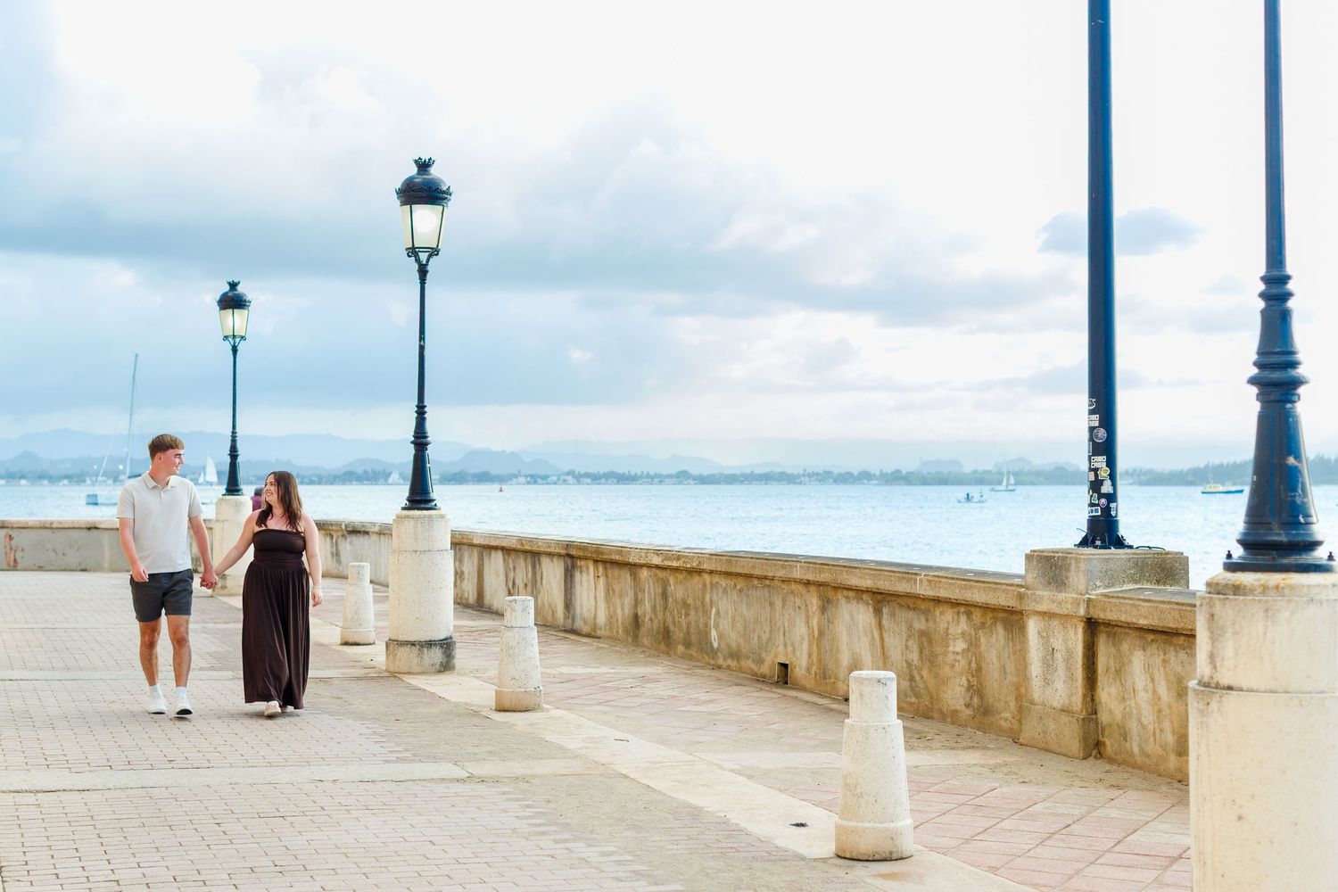 Couples portrait along the Paseo de la Princesa in Old San Juan, Puerto Rico.