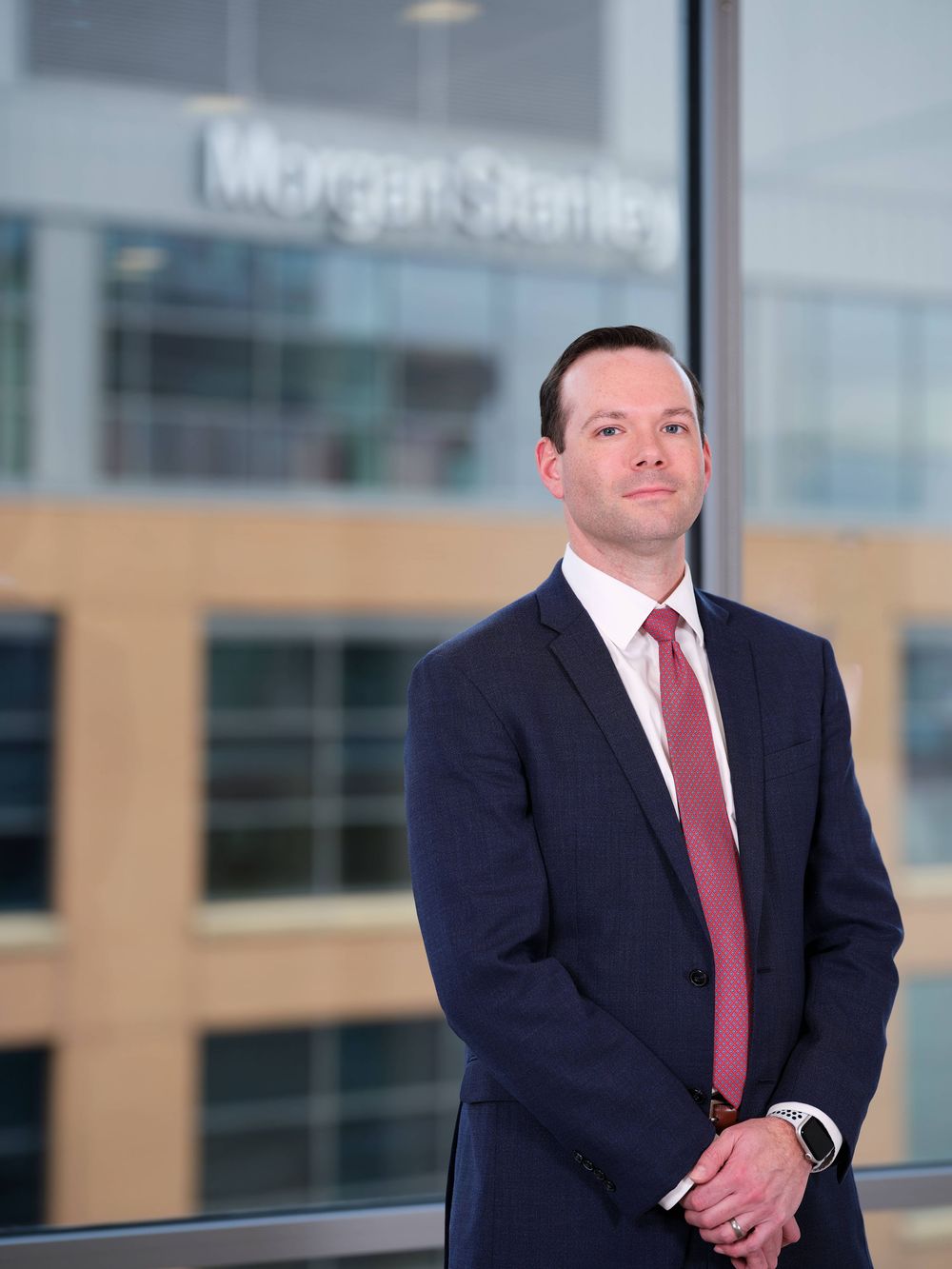 Modern business headshot on a neutral background by Photograph Maryland