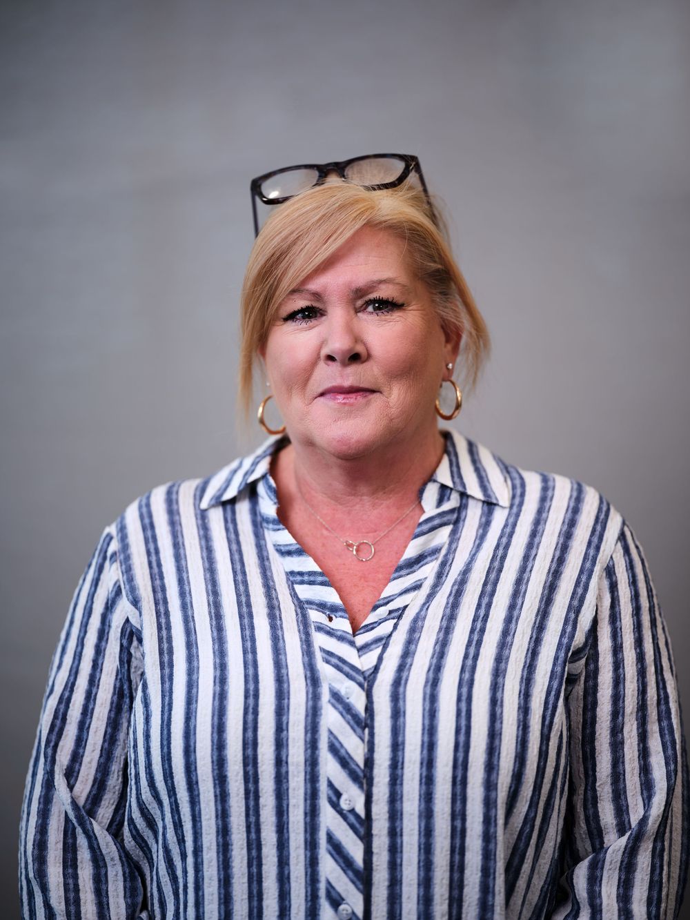 Professional headshot by Nick Thieme for Photograph Maryland.