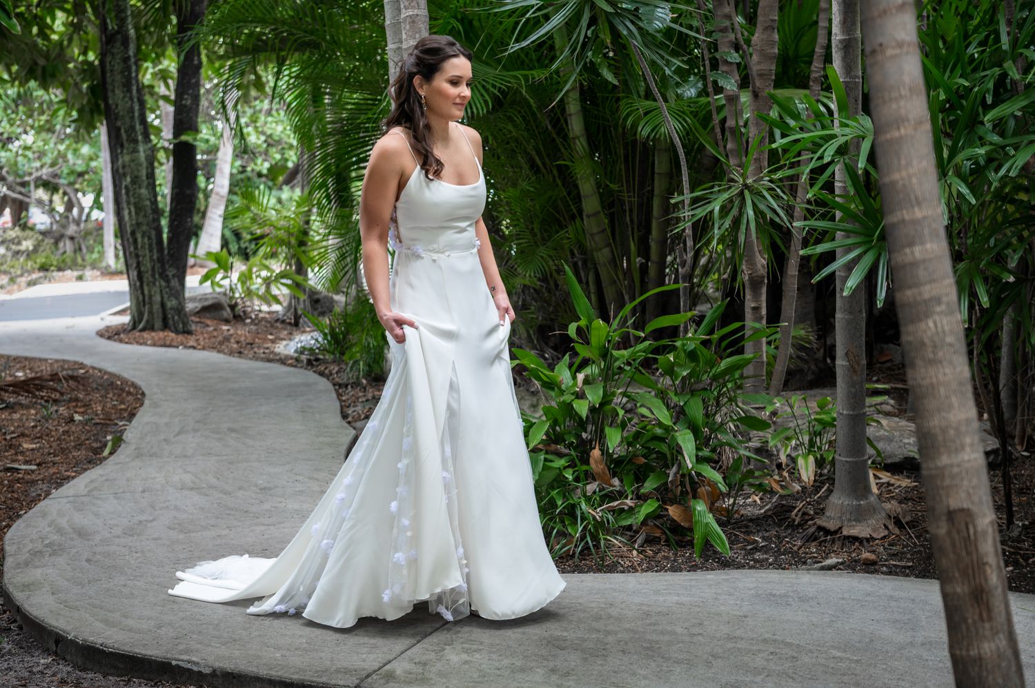 Elegant Jewish-Samoan wedding ceremony under the open sky in Fort Lauderdale, photographed by Florida destination wedding photographers