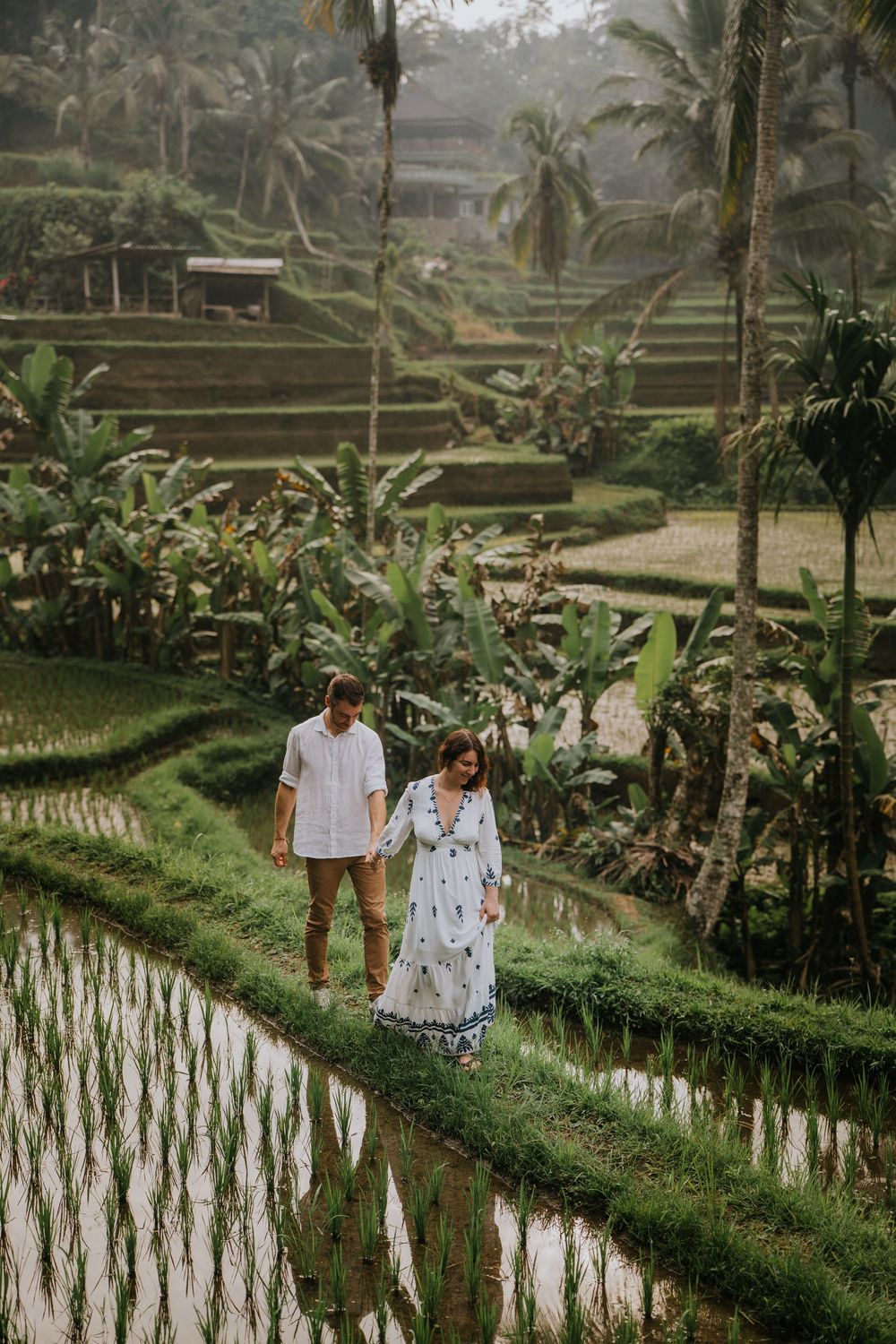 Romantic couple photography session at Ceking Rice Terrace Tegallalang Ubud.