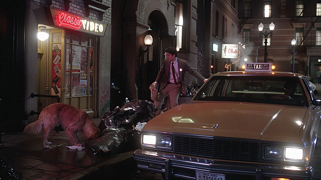 A scene in Gremlins 2: The New Batch, outside Billy's apartment in New York