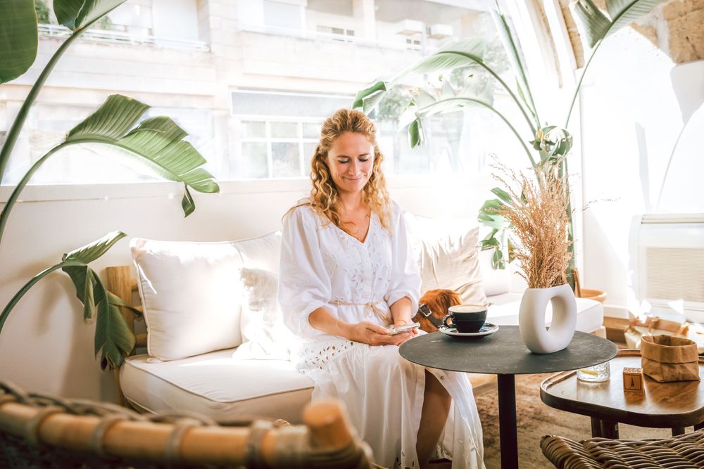personal branding portrait at Cafe Sāntal Palma de Mallorca.
