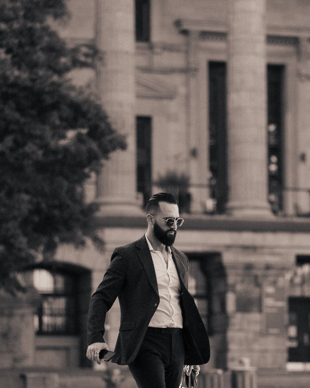 Black and white urban fashion portrait near classic architecture. Mtlshutter photography