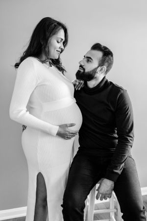 NJ Maternity Photographer - In home maternity and lifestyle session