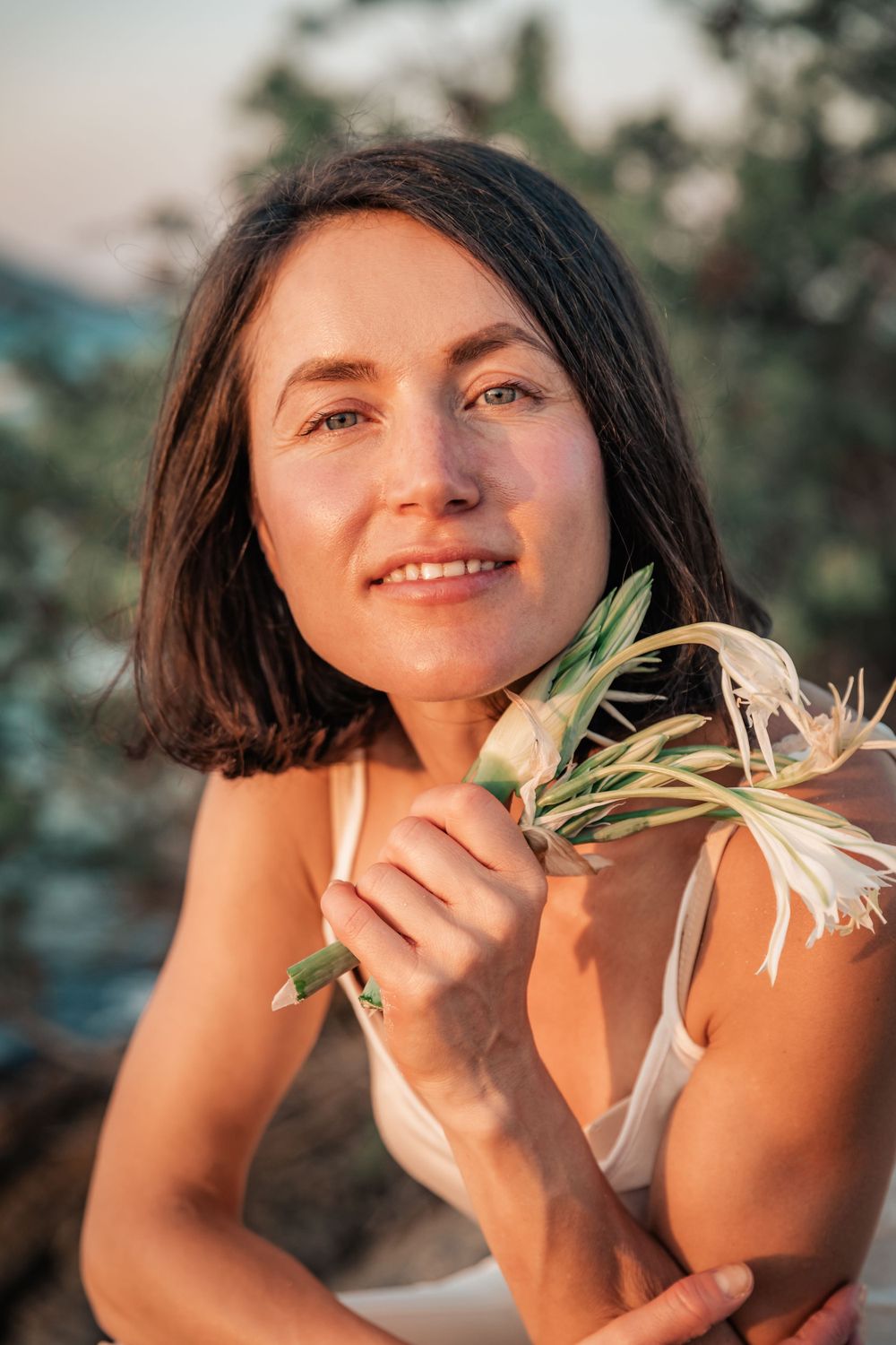 natural cosmetics branding portrait shooting at sunset Mallorca.