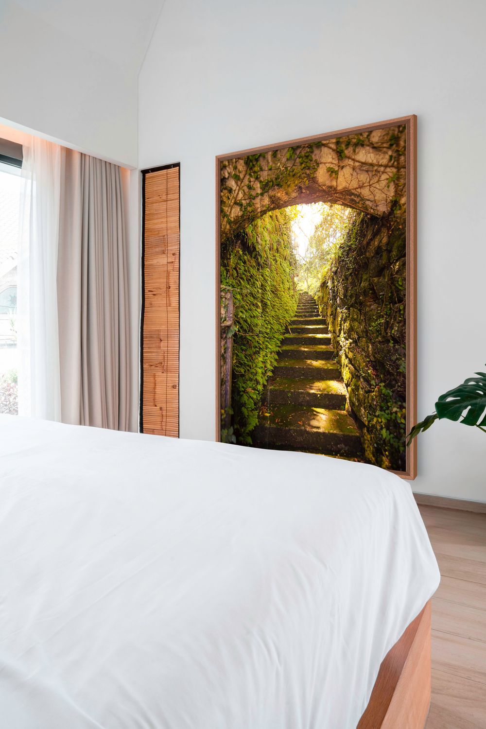 Quadro decorativo com foto de escadaria na natureza. Fotografia autoral para decoração de quarto e sala. Arte exclusiva por Paulo Felix.