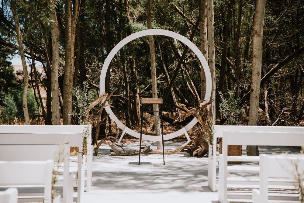 Beautiful round arch for a wedding in the woods