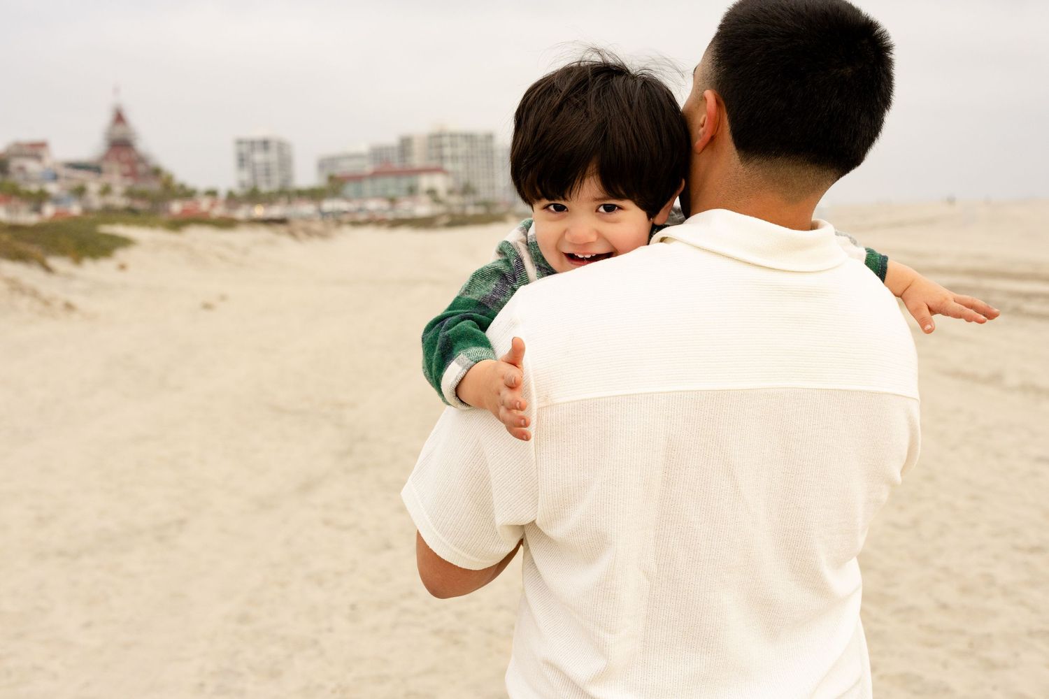 San Diego family photographer, Candid family photography
