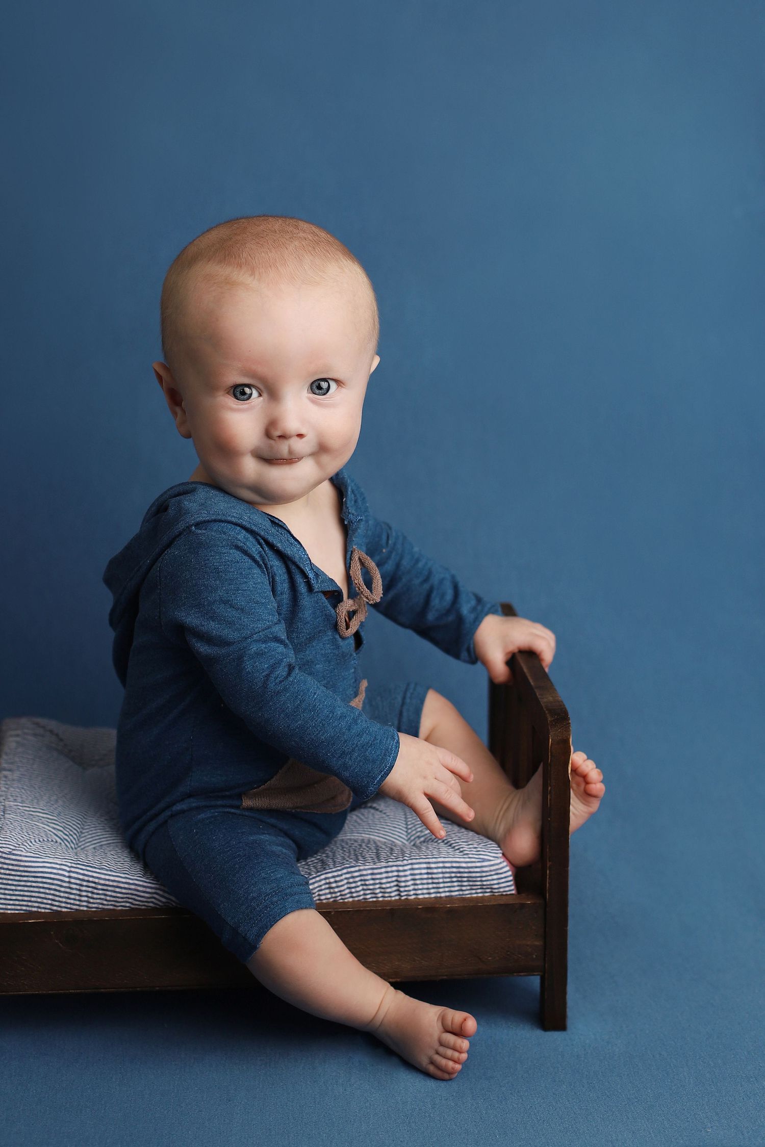Studio baby photography, sitter baby pictures, Orem baby photography