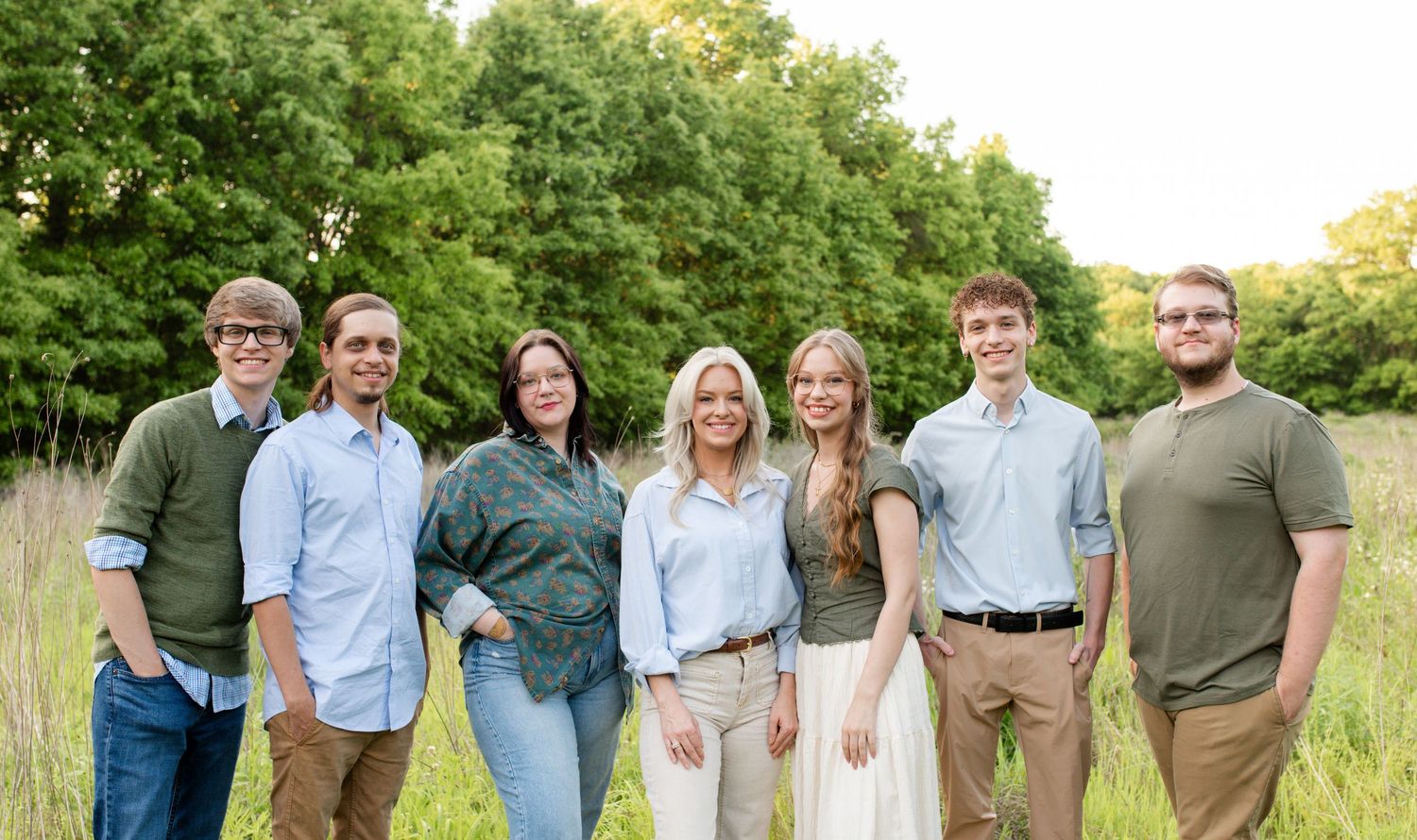 Extended family photos in St. Charles County Missouri