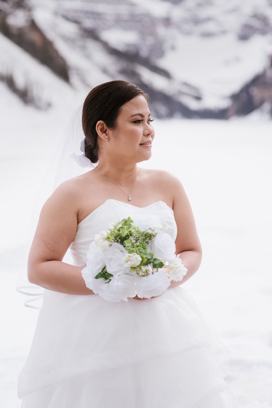 Lake Louise winter wedding