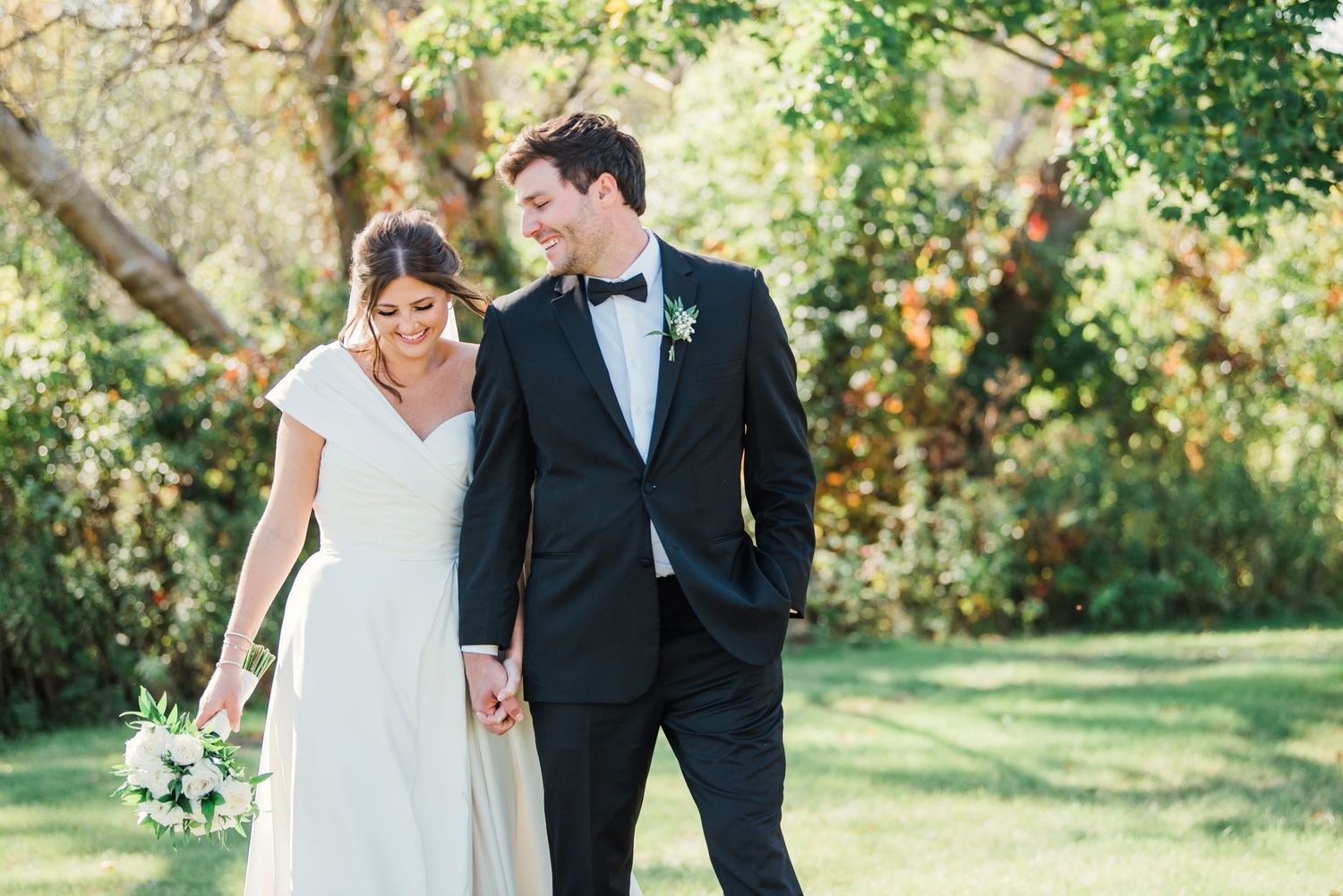 Northern Michigan wedding photography, Petoskey, Boyne City, Charlevoix. Timeless, luxury, clean, true to color. Karie Anne Photography