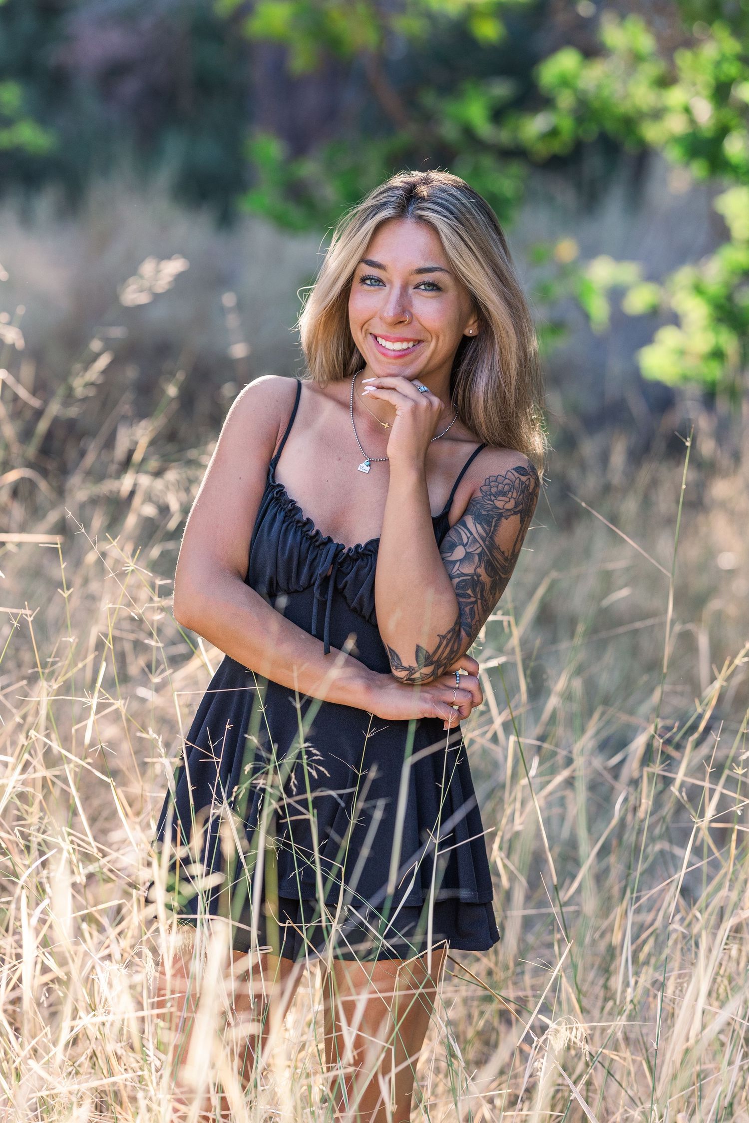 Outdoor portrait photographer, Natural light photography, professional outdoor portraits, Simi Valley portraits photographer