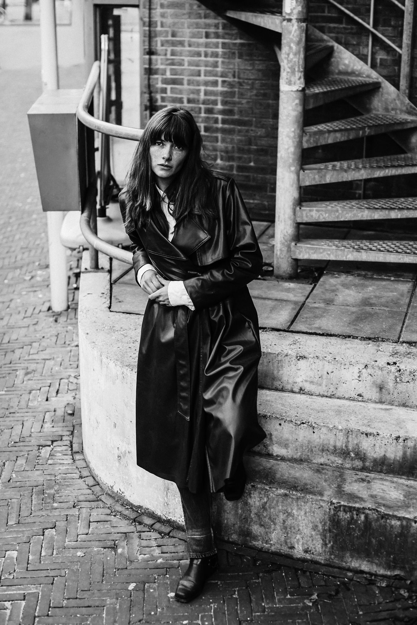 ART82STUDIO offers full-service fashion and e-commerce photography in Amsterdam.
