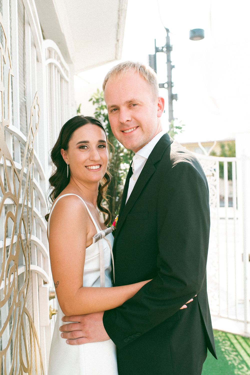 Pink cadillac elopement at Little White chapel