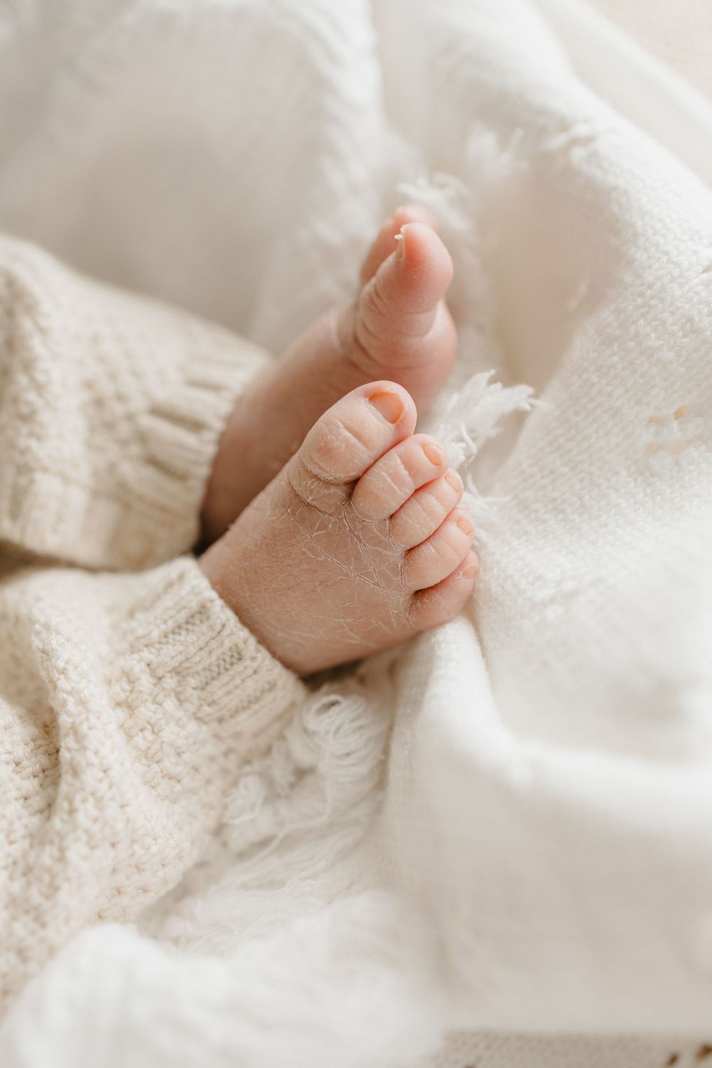Inverell at home newborn session