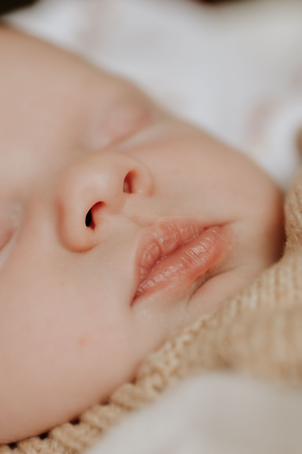 Inverell at home newborn session