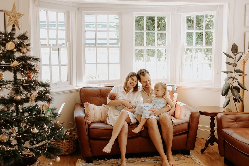Inverell at home newborn session