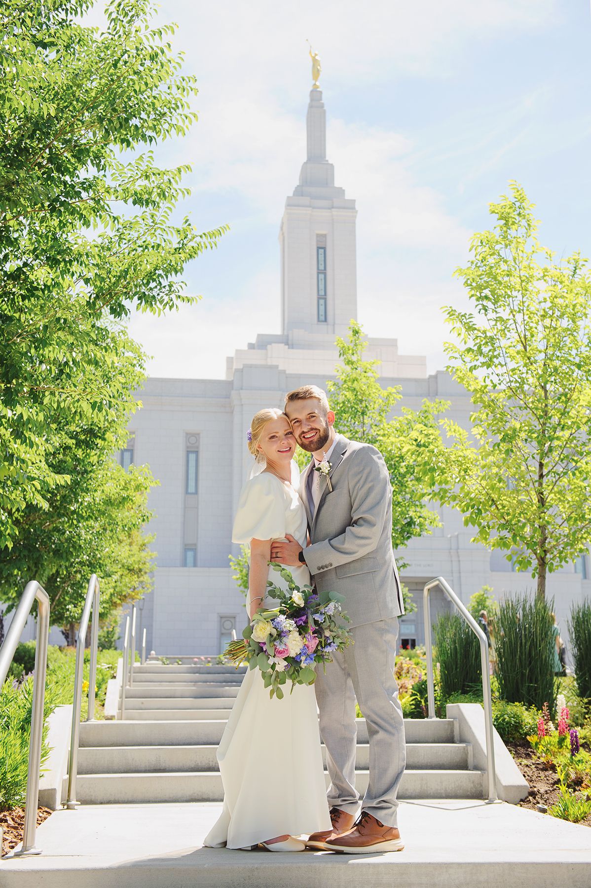 Blackfoot wedding photographer ShutterGirl bride and groom  photos in front of Pocatello Idaho temple
