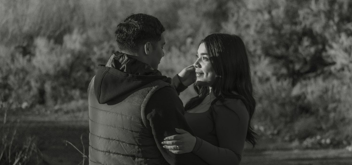 Couple staring at each other during anniversary photoshoot in Kennewick WA
