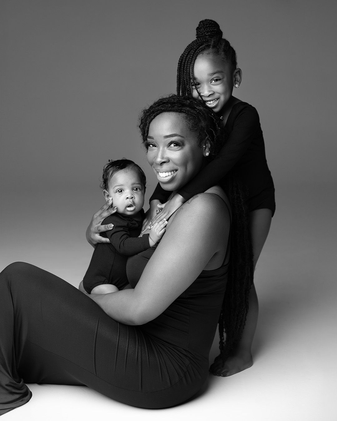 Johns Creek motherhood portraits, newborn + family photography near me Johns Creek, luxury portrait studio Johns Creek, mommy & me session