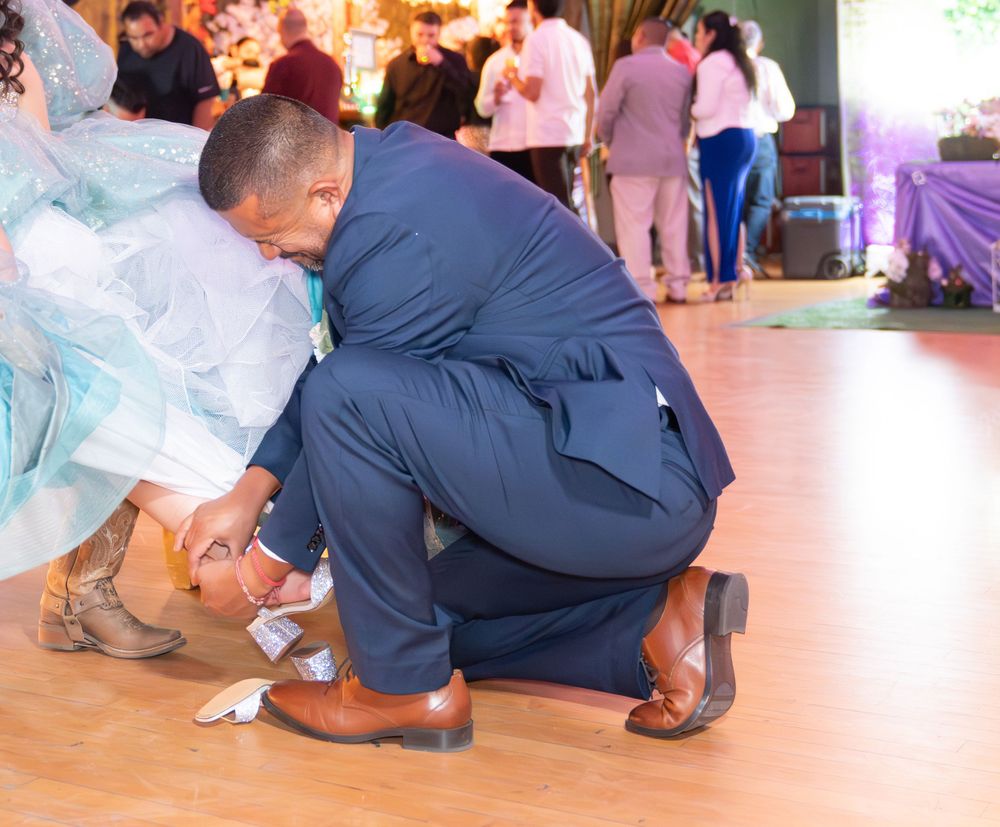 Enchanted Forrest, Salinas Pal, Salinas Quinceañera | Quinceañera Photographer Monterey, CA