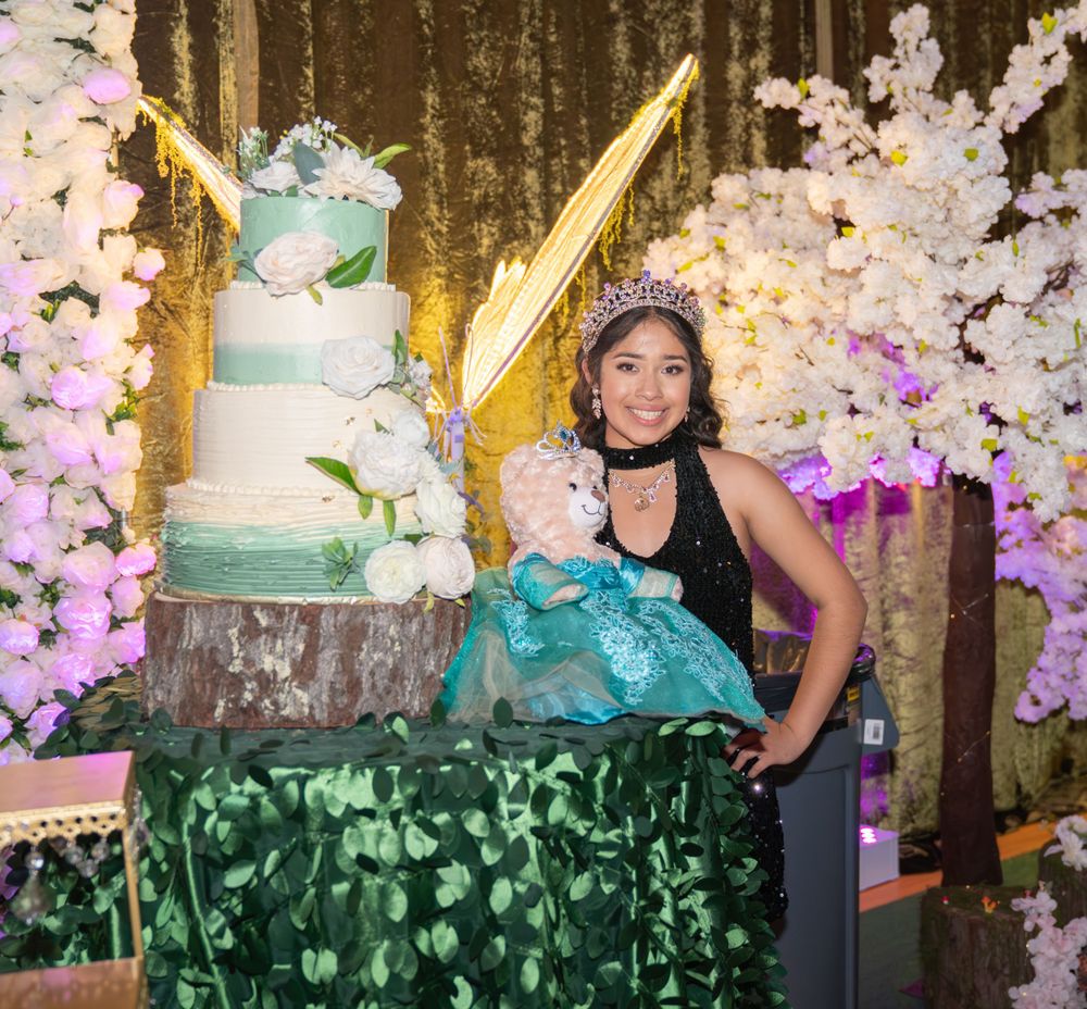 Enchanted Forrest, Salinas Pal, Salinas Quinceañera | Quinceañera Photographer Monterey, CA