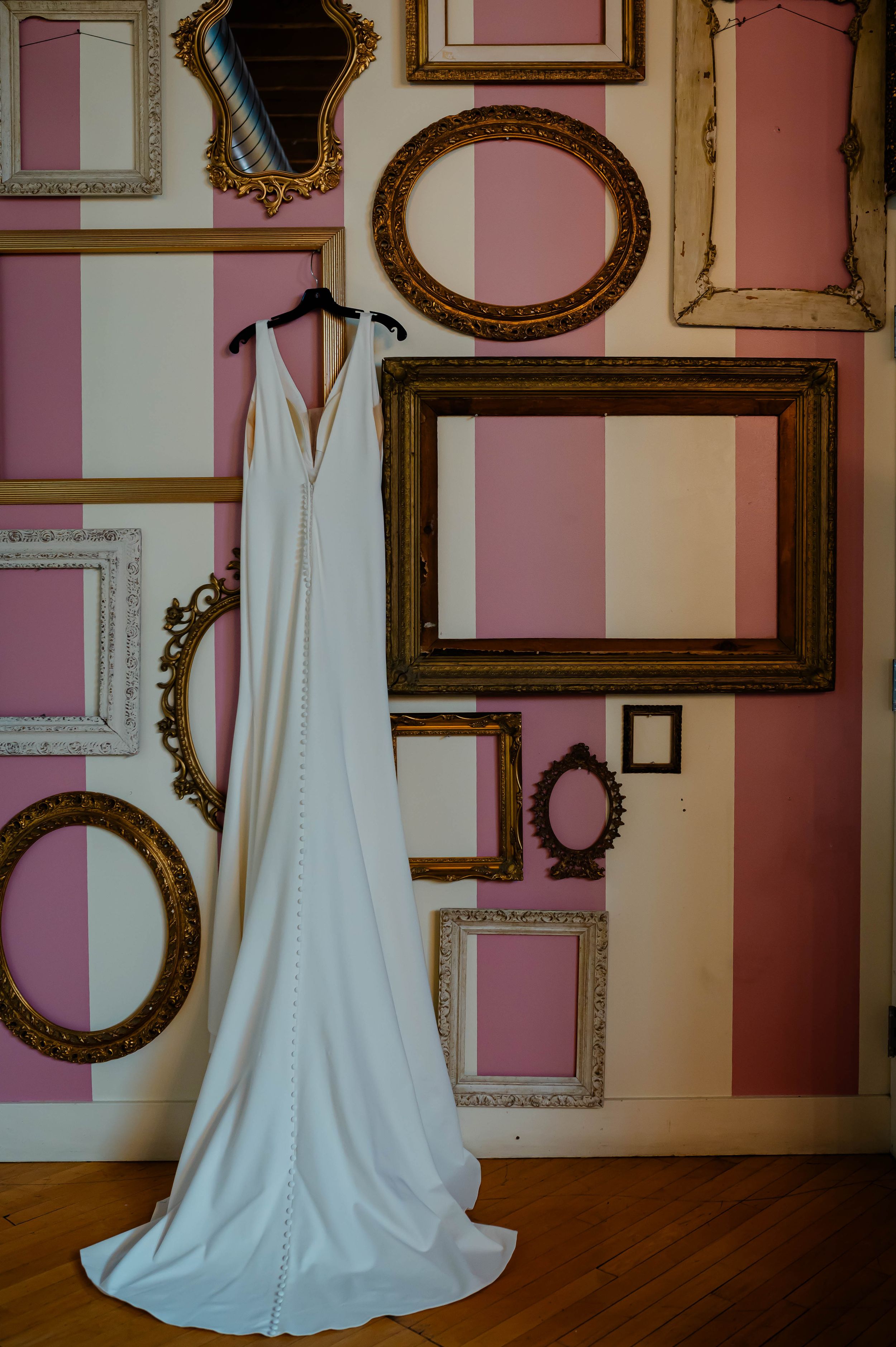 Detroit Wedding Photographer