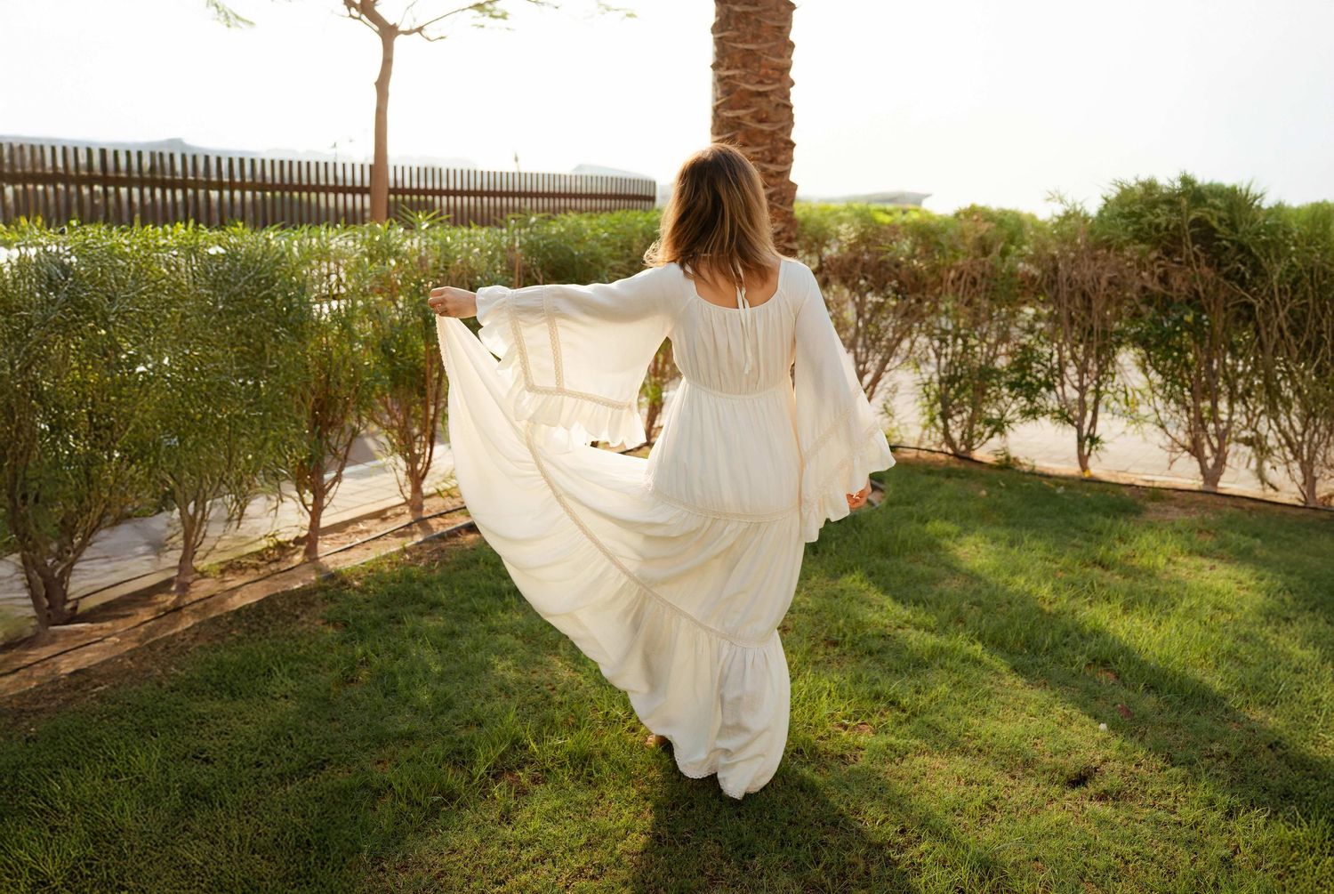 park photoshoot in abu dhabi clinet closet options cream dress