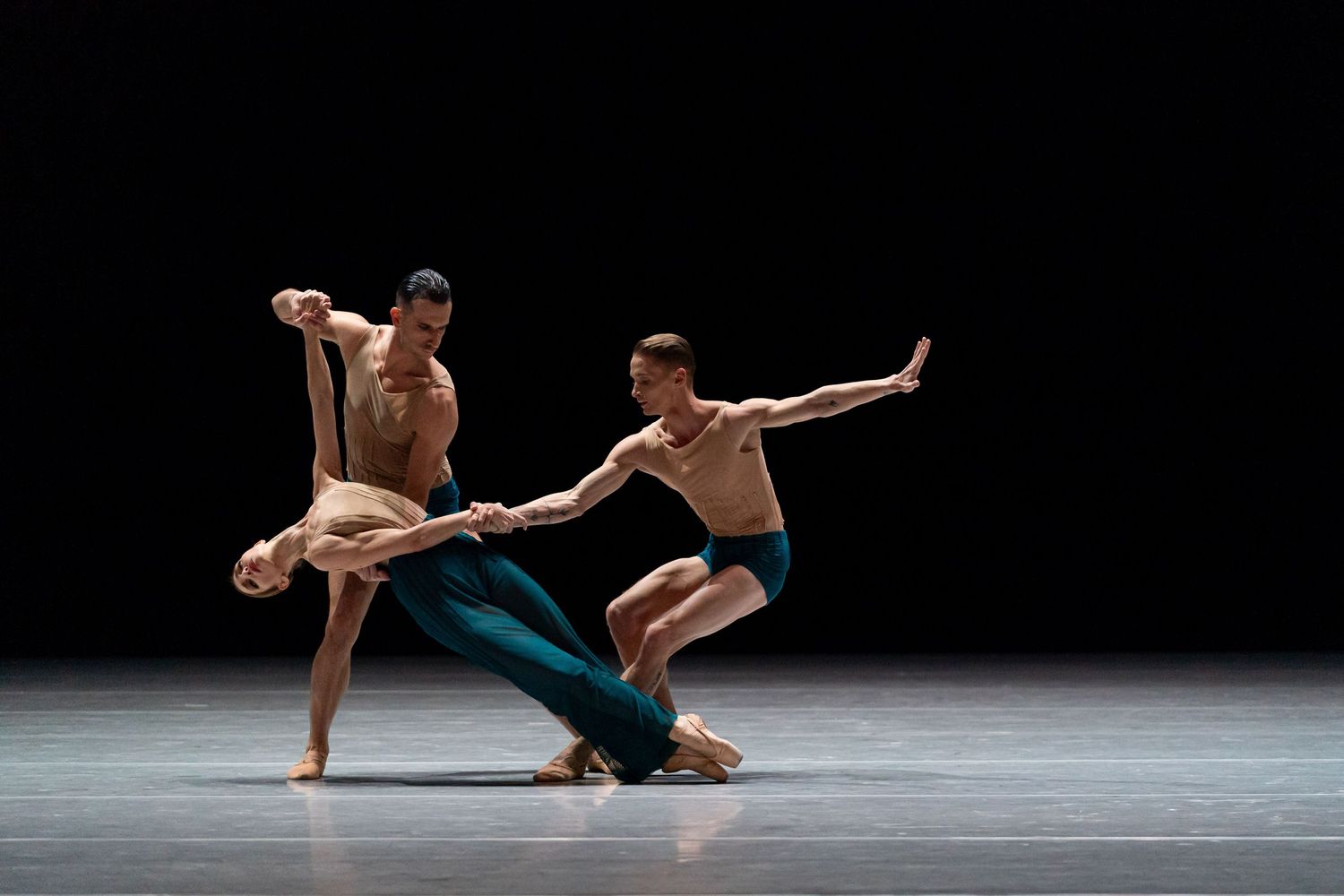 Ballet photography, dance photographer, performing arts photography, theatre photography, ballet dance, dance photography , Entropy