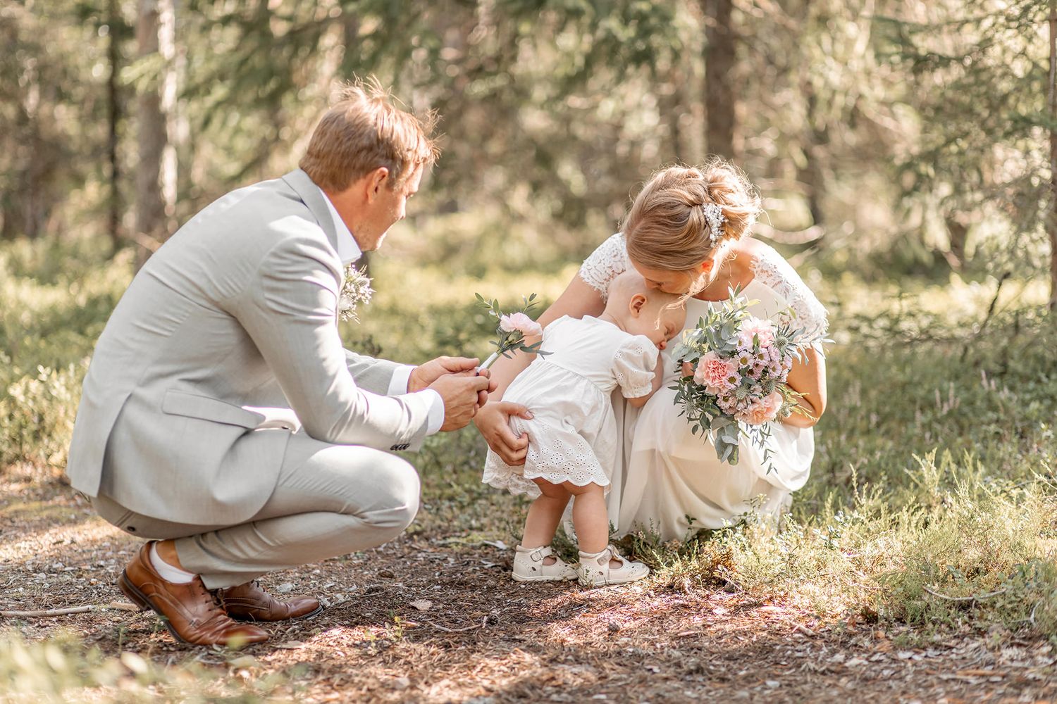 wedding, photograph, family, hug, love, portrait