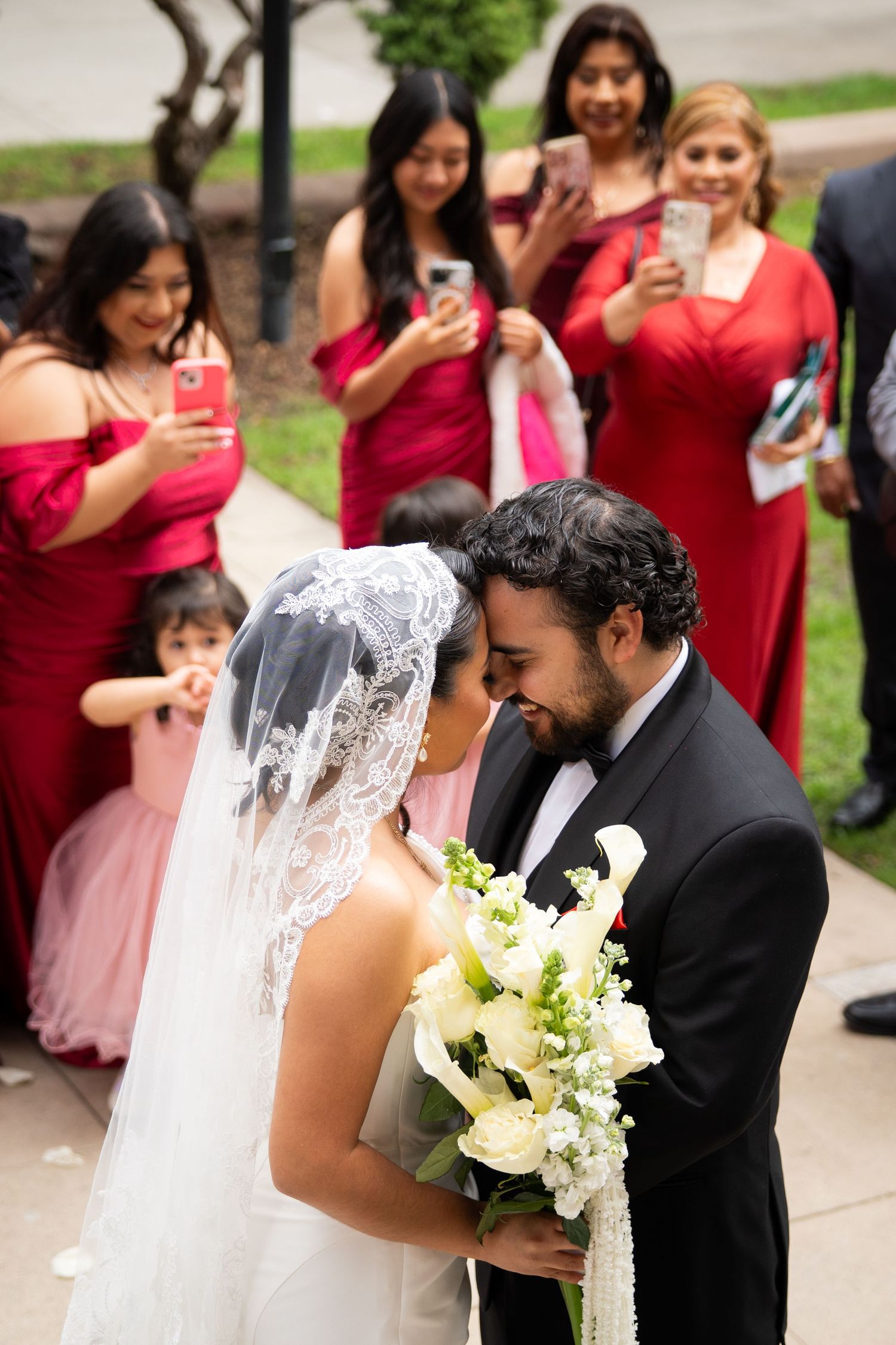 civil wedding at the courthouse in santa ana, ca