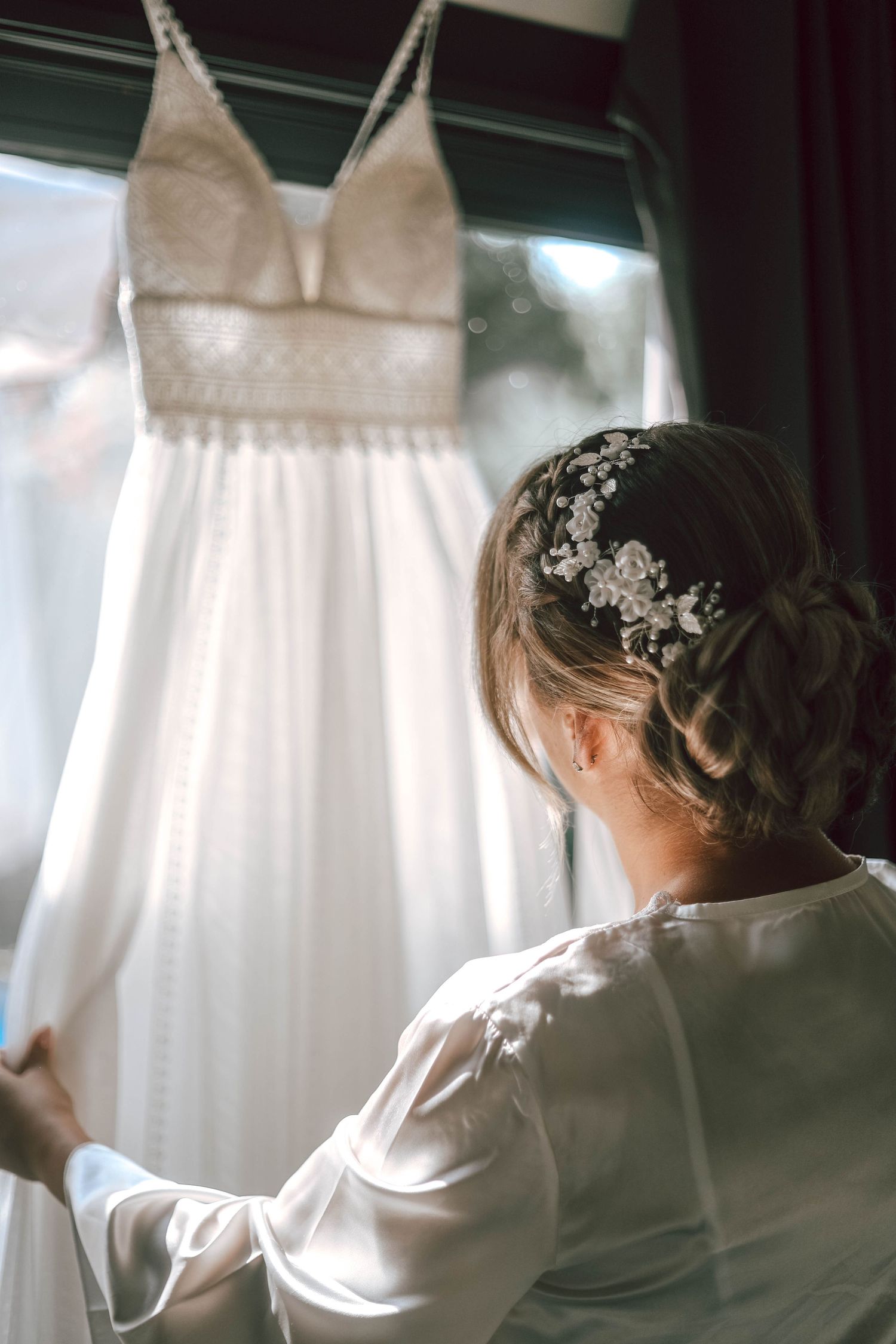 Photographe de mariage Bordeaux dans un style naturel et lumineux.