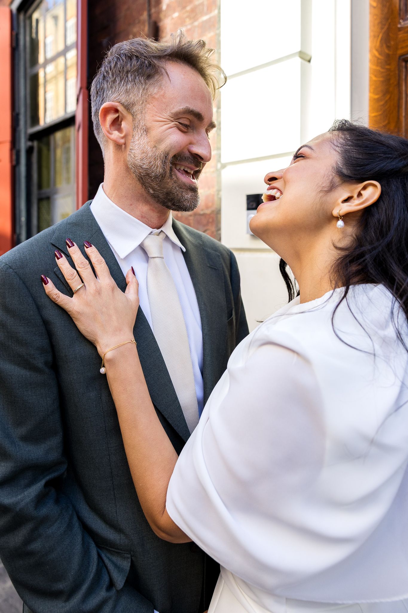 bride and groom photos spitalfields