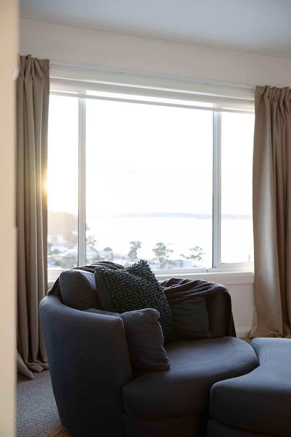 Professional and evocative Airbnb/short stay accommodation photography.