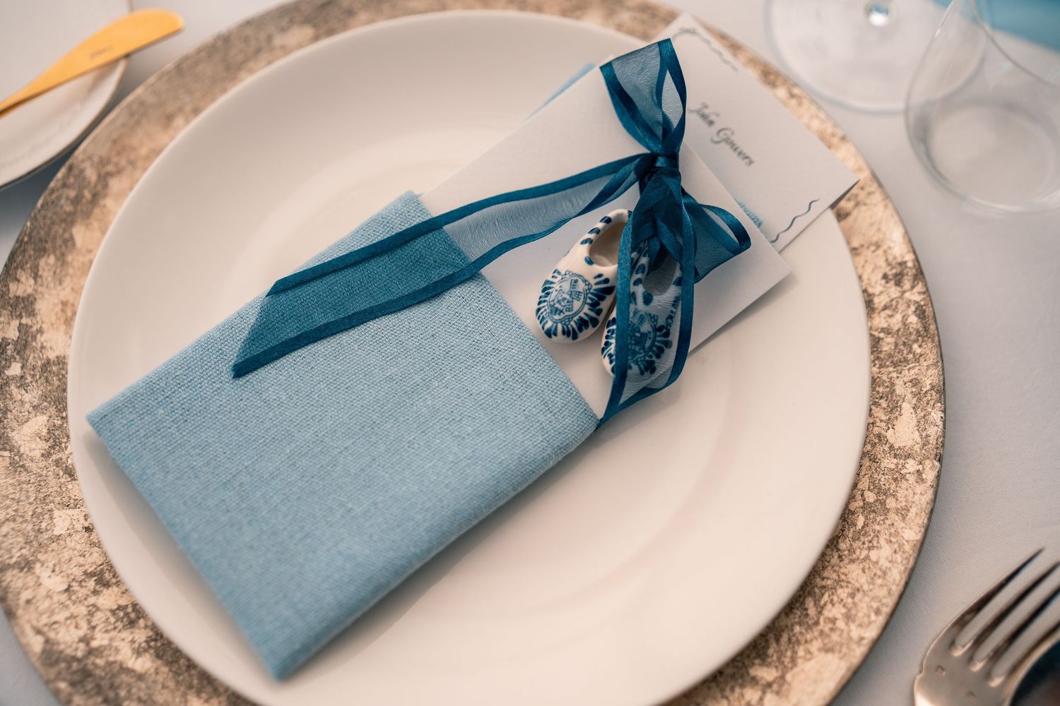 NORFOLK WEDDING PHOTOGRAPHER - ABI VINCENT PHOTOGRAPHY - WEDDING DECOR - BLUE WEDDING DECOR