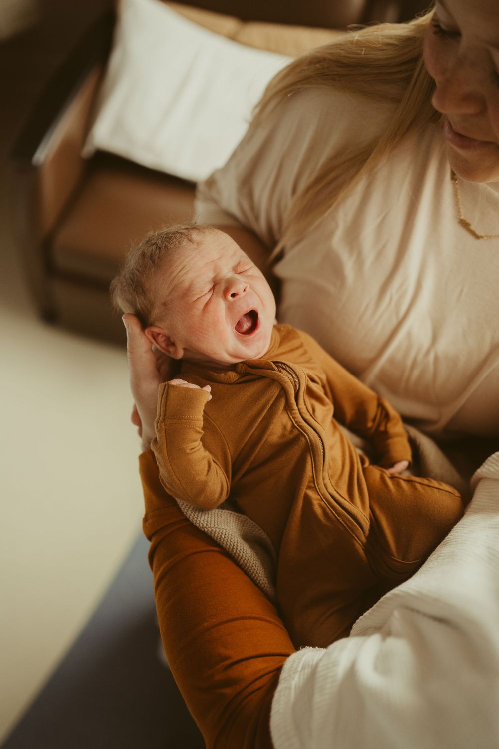 Fresh 48 photography in Fort Campbell, Kentucky near Clarksville, Tennessee by Disney Magic Photography, local newborn photographer